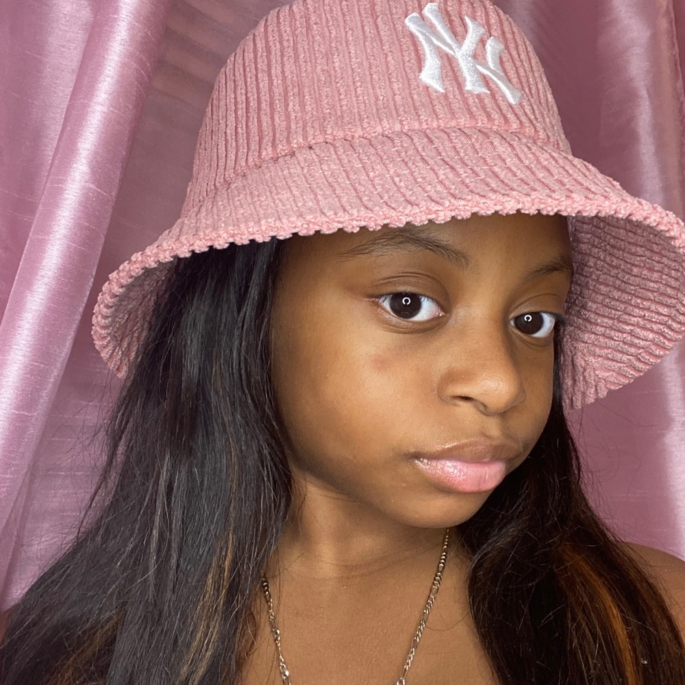 NY Bucket hat.